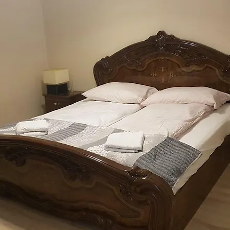 Belvarosi Tagas Apartman